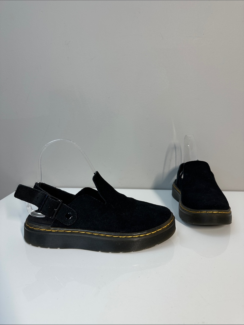 Dr. Martens Women’s Black Carlson Suede Slingback Mules Size 6